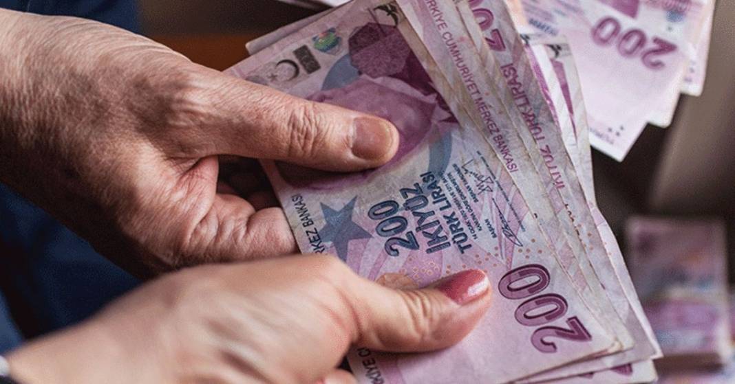 ŞART YOK, TBMM’DEN GEÇTİ | Emekli vatandaşın cebine tam 17.000 TL 1